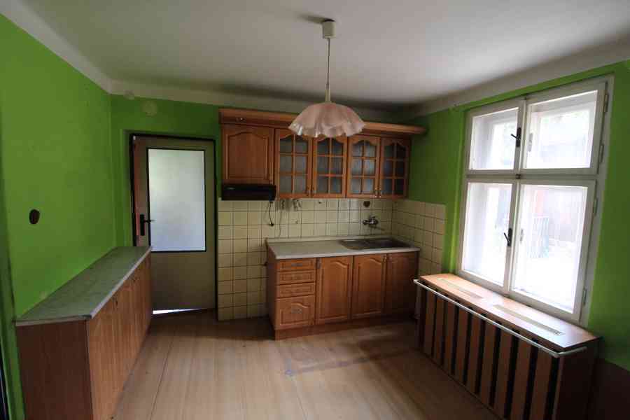 Prodej rodinného domu 218 m², pozemek 1155 m² Brná, Ústí n.L - foto 4