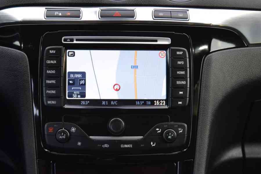 Ford S-Max 2.0 TDCI 120kW Titanium facelift - foto 8