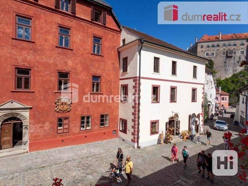 Prodej, komerční objekt s byt. jednotkou v centru města Český Krumlov, ul. Široká  - foto 9