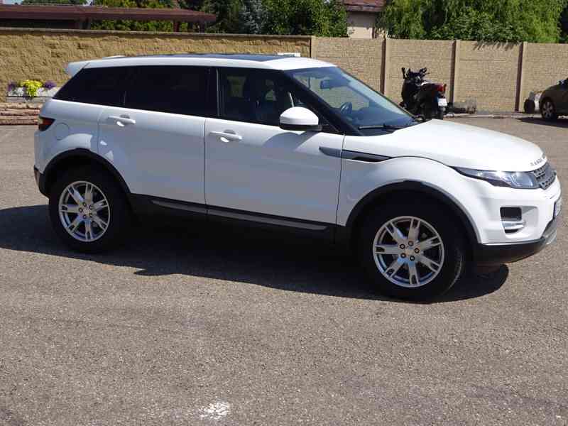 Land Rover Range Rover Evoque, 2.2 TD 4x4 r.v.2015 SERVISKA - foto 2