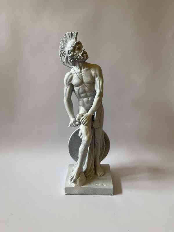 Římská socha bojovníka - Sparťan - foto 1