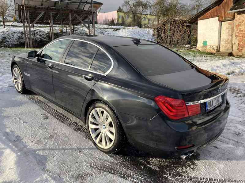 BMW 730D F01 F02 - foto 20