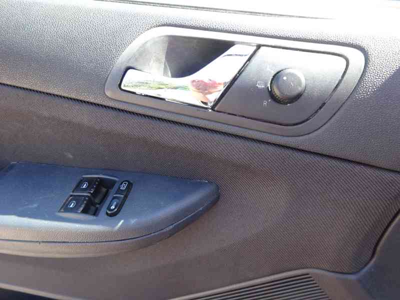 Škoda Fabia 1.9 SDI Combi r.v.2003 (STK:6/2027)  - foto 7