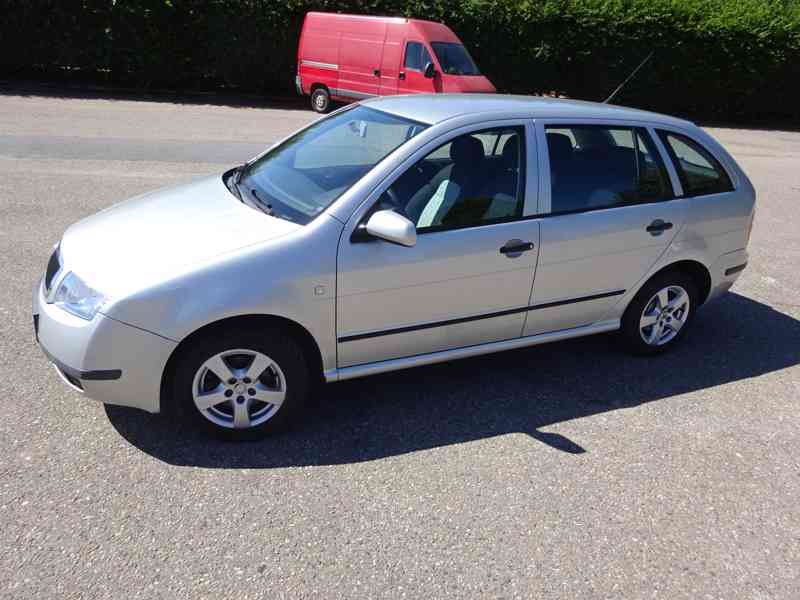 Škoda Fabia 1.9 SDI Combi r.v.2003 (STK:6/2027)  - foto 3