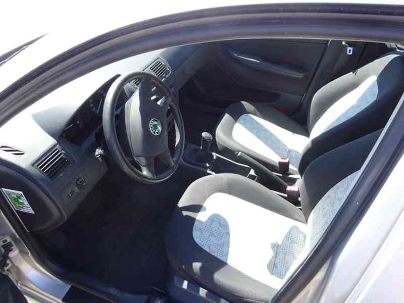 Škoda Fabia 1.9 SDI Combi r.v.2003 (STK:6/2027)  - foto 11