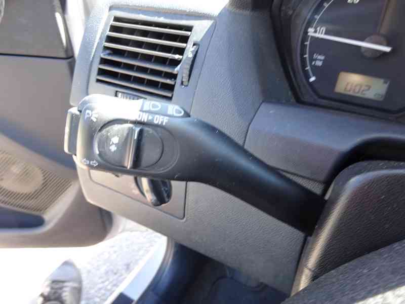 Škoda Fabia 1.9 SDI Combi r.v.2003 (STK:6/2027)  - foto 6