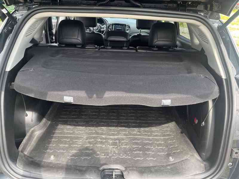 Jeep Compass 1,4i MultiAir benzín 103kw - foto 3