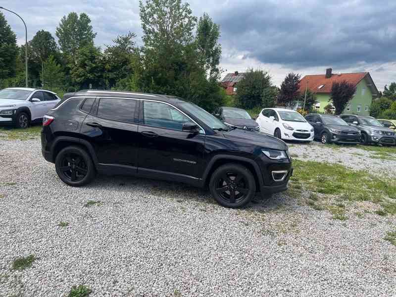 Jeep Compass 1,4i MultiAir benzín 103kw - foto 7