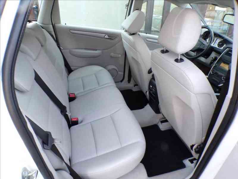 Mercedes-Benz I 2,0 200,PANORAMA - foto 12