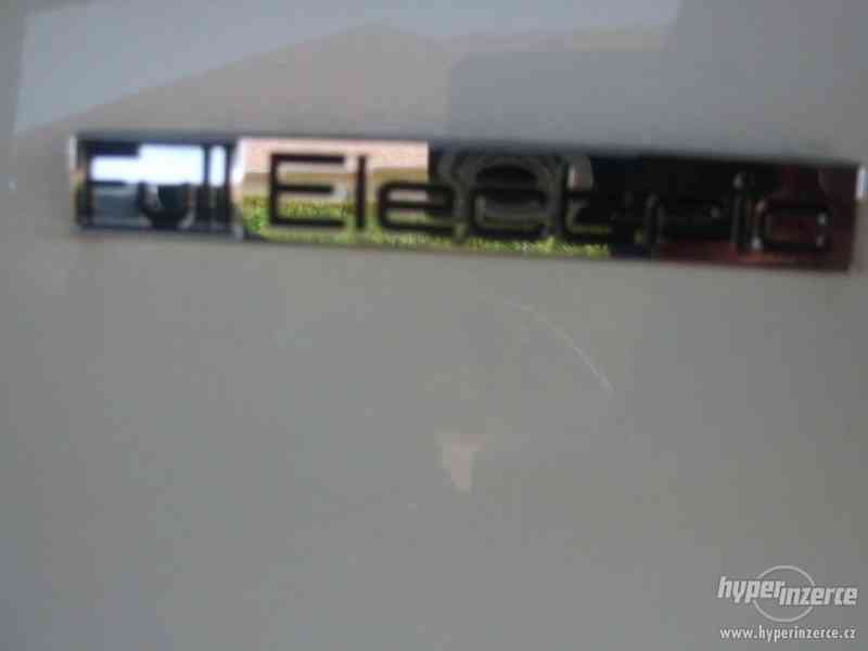 elektroauto Peugeot Ion, pohodové auto bez dalších investic - foto 11