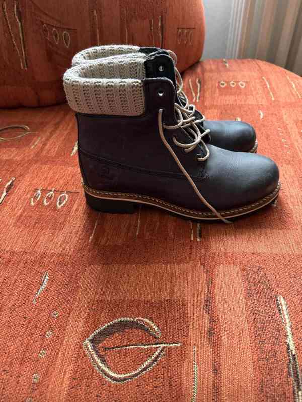 Nové dámské zimní boty z pravé kůže a pravým beránkem - foto 3