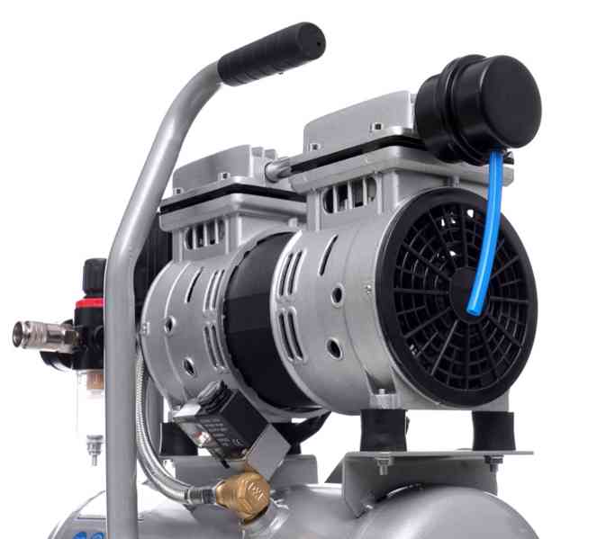 Bezolejový kompresor 6l 550W, 10 barů se separátorem - foto 6