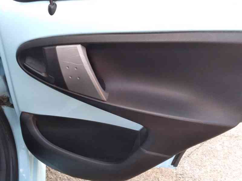 CITROEN C1 1.0 FURIO KLIMA,1.MAJITEL,ČR,SERVISKA - foto 26