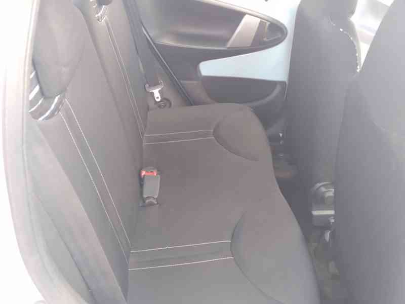 CITROEN C1 1.0 FURIO KLIMA,1.MAJITEL,ČR,SERVISKA - foto 12