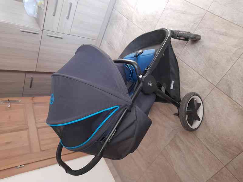 Prodám kočárek Cybex s autosedačkou - foto 6