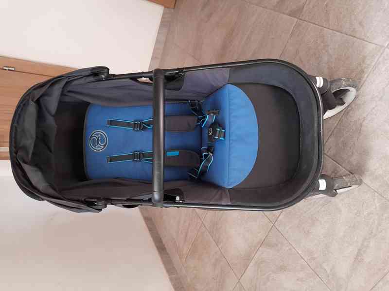 Prodám kočárek Cybex s autosedačkou - foto 3