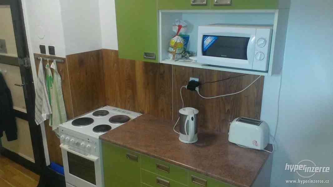 pokoj pro 1 nebo 2 osoby v Brně ul. Rybníček - foto 2