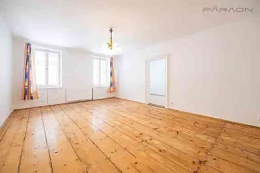 Pronájem bytu 2+1 62 m² Karoliny Světlé, Praha - Staré Město - foto 2