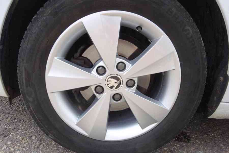 Škoda Octavia 1.6 TDI r.v.2017 (81 kw) po rozvodech - foto 16