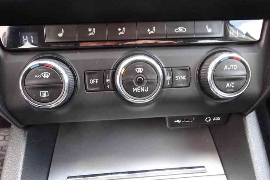 Škoda Octavia 1.6 TDI r.v.2017 (81 kw) po rozvodech - foto 7