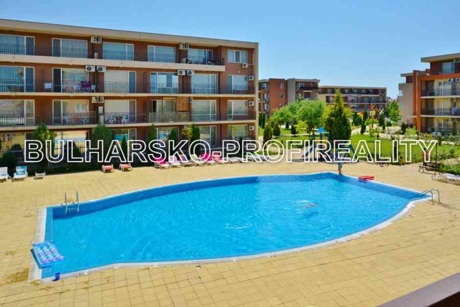 Bulharsko-STUDIO (42 m) | VÝHLED NA BAZÉN | NĚKOLIK BAZÉNŮ | - foto 12