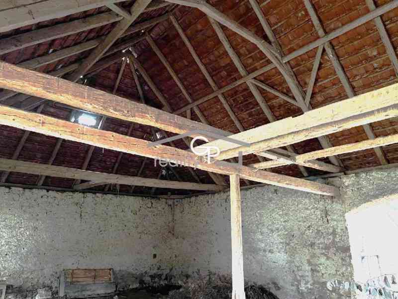 Prodej nemovitosti s rozsáhlými pozemky, Hracholusky - foto 12