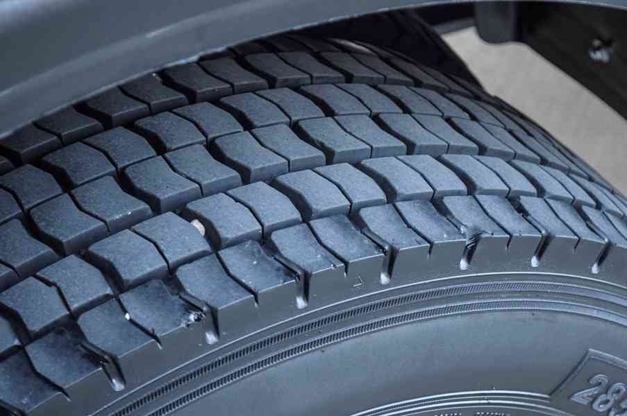 MERCEDES ATEGO 1622 TŘÍSTRANNÝ SKLÁPĚČ HYDRAULICKÁ RUKA EU5 - foto 18