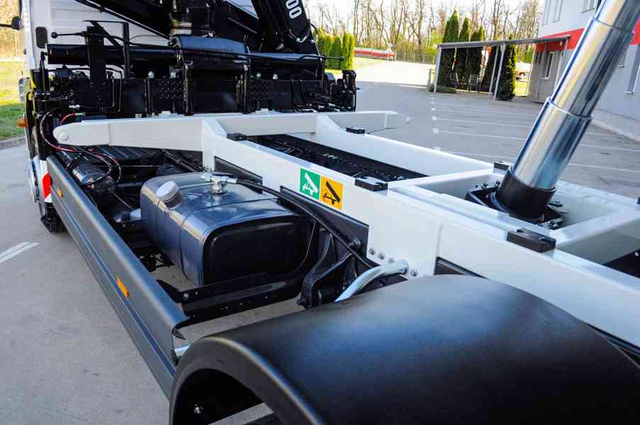 MERCEDES ATEGO 1622 TŘÍSTRANNÝ SKLÁPĚČ HYDRAULICKÁ RUKA EU5 - foto 83