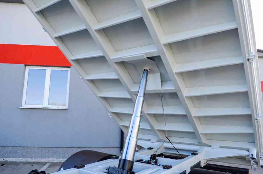 MERCEDES ATEGO 1622 TŘÍSTRANNÝ SKLÁPĚČ HYDRAULICKÁ RUKA EU5 - foto 88