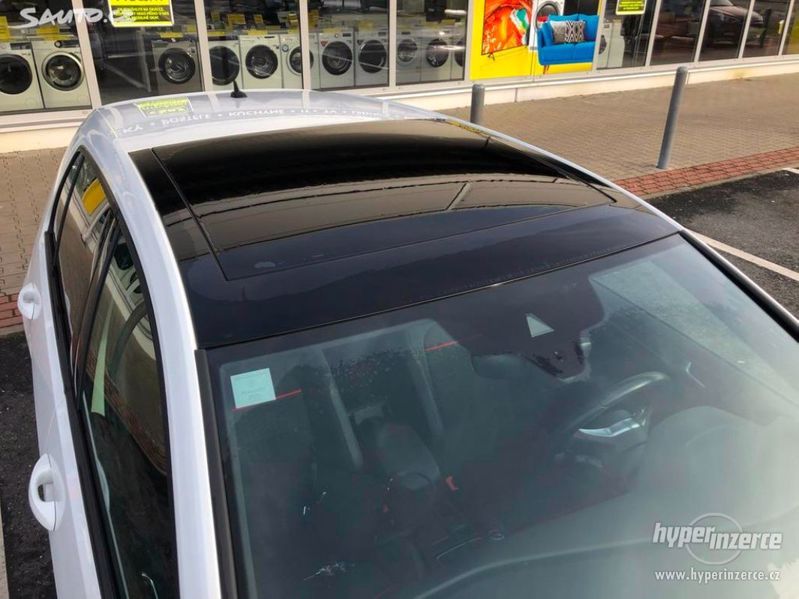 Volkswagen Golf GTI 6G - foto 12
