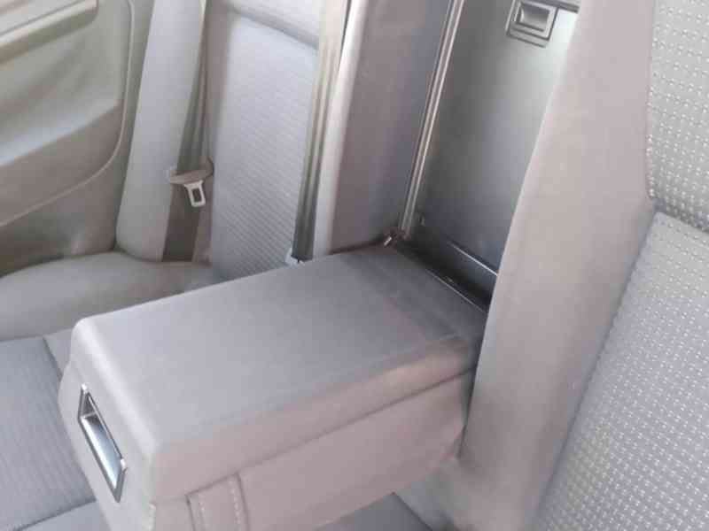 ŠKODA SUPERB 2.0 i 85kW ČR,2.MAJITEL-BENZÍN - foto 12