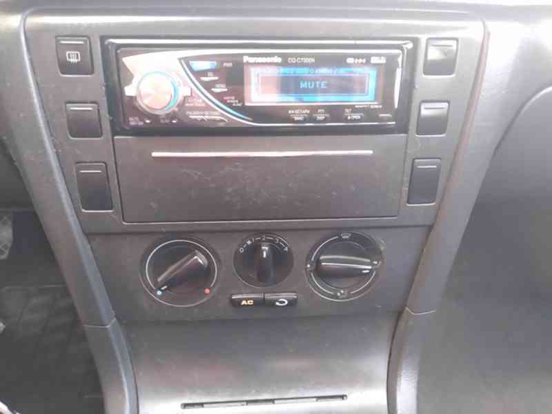 ŠKODA SUPERB 2.0 i 85kW ČR,2.MAJITEL-BENZÍN - foto 17