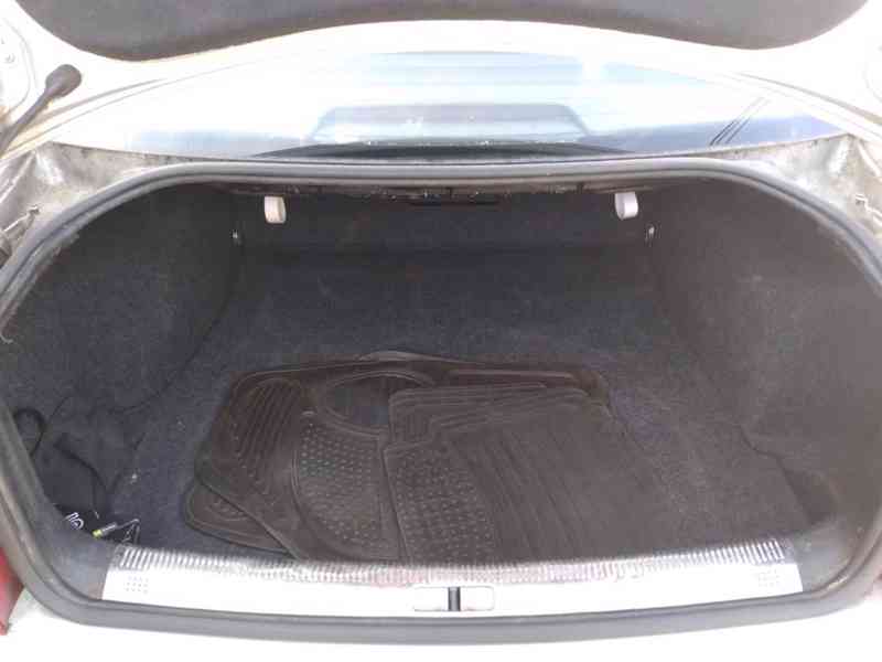 ŠKODA SUPERB 2.0 i 85kW ČR,2.MAJITEL-BENZÍN - foto 23