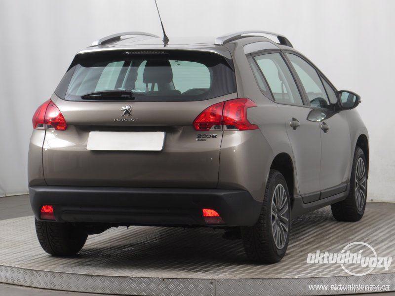 Peugeot 2008 1.2, benzín, rok 2015 - foto 2