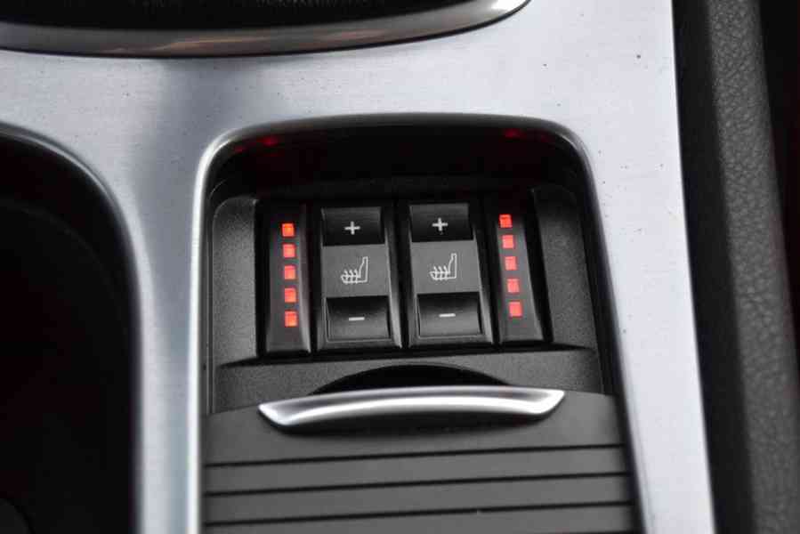 Ford Mondeo 2.0 TDCI Titanium X kombi facelift - foto 10