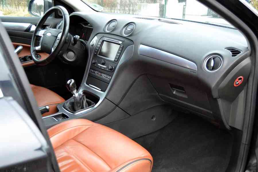 Ford Mondeo 2.0 TDCI Titanium X kombi facelift - foto 14