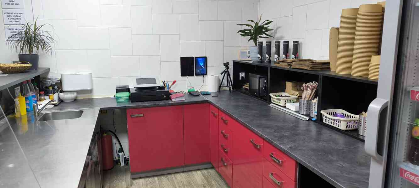 Prodej firmy a vybavení / Přenechání nájmu – Poke & Sushi  - foto 10