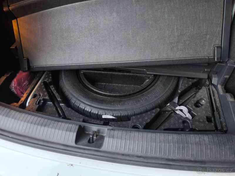 Volkswagen Tiguan auto jako nové - foto 3