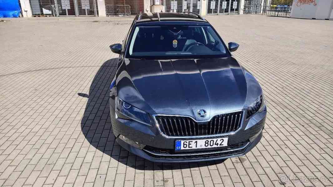 Škoda Superb 2,0 TSI 206kW DSG 4x4 - foto 2