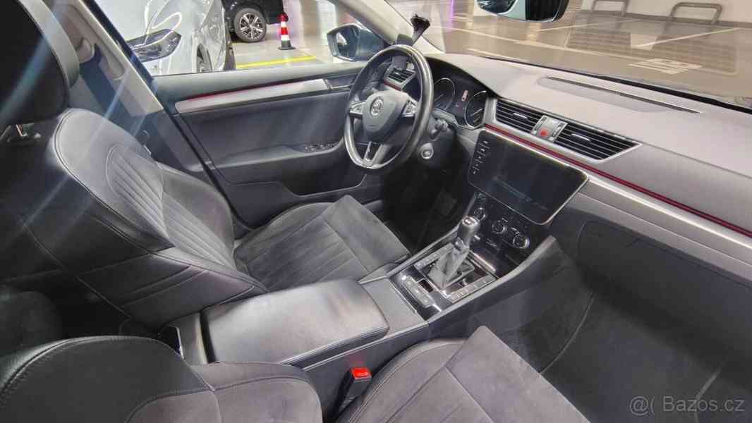 Škoda Superb 2,0 TSI 206kW DSG 4x4 - foto 14