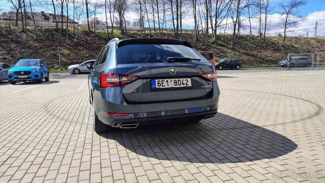 Škoda Superb 2,0 TSI 206kW DSG 4x4 - foto 4