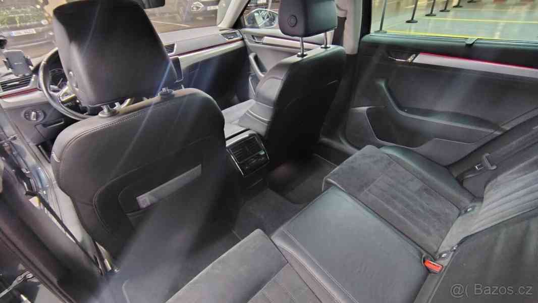 Škoda Superb 2,0 TSI 206kW DSG 4x4 - foto 15