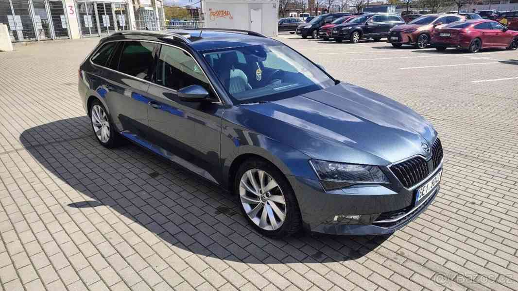 Škoda Superb 2,0 TSI 206kW DSG 4x4 - foto 7