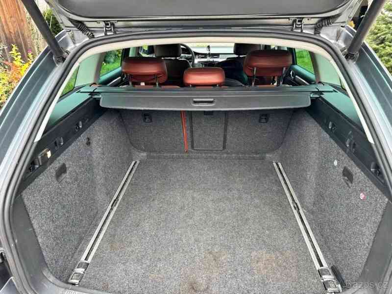 Škoda Superb 1,6   2011 | kožený interiér - foto 5