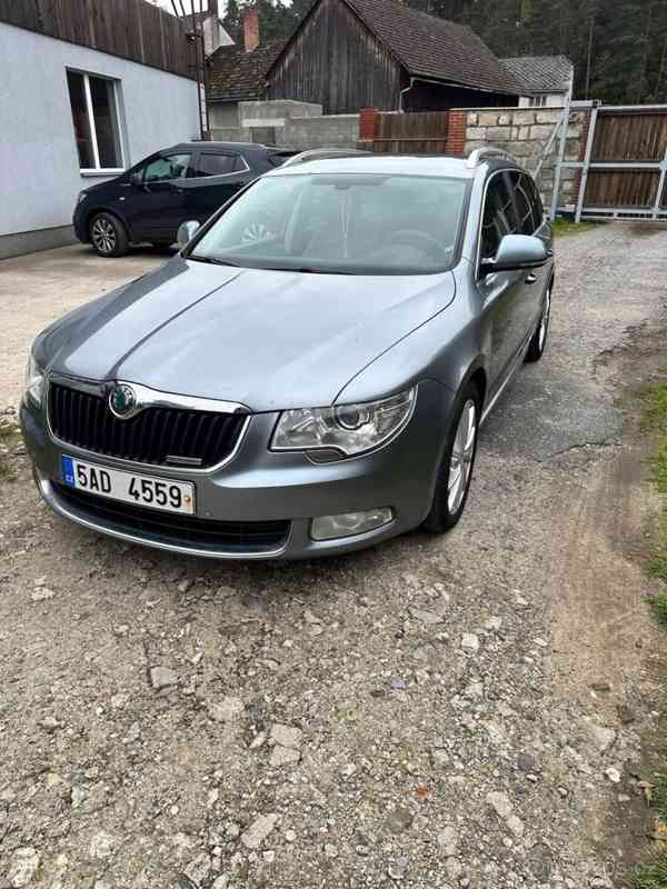 Škoda Superb 1,6   2011 | kožený interiér - foto 1
