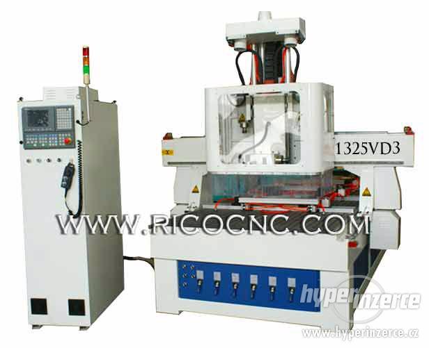 Spindle Tool Changer with Rotational Spindle CNC Machine - foto 1