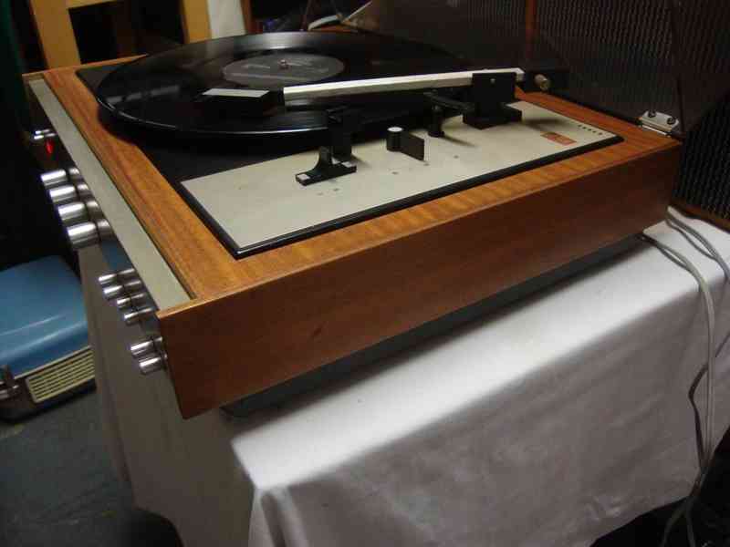 Stereofonní gramofon Tesla NZC 140 + repro ARS 825 hraje top - foto 6