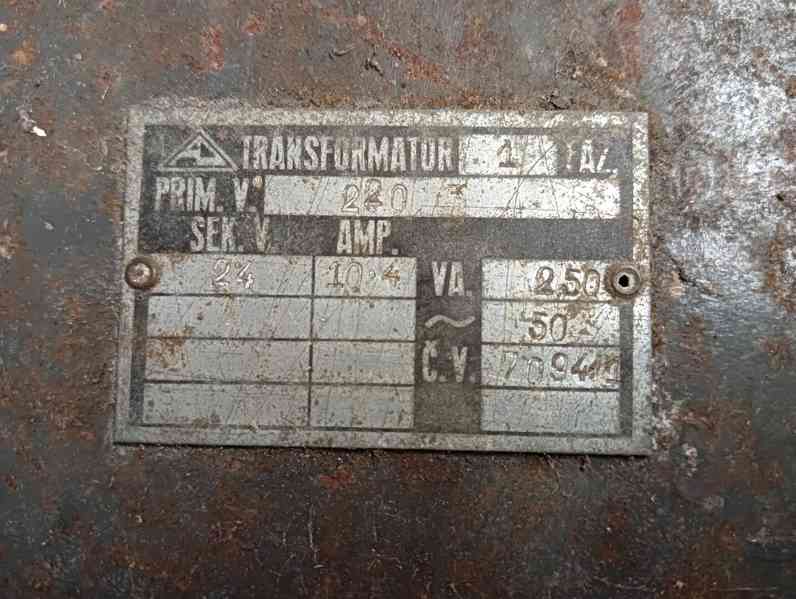 Oddělovací galvanický transformátor 220V 24V 250VA - foto 4