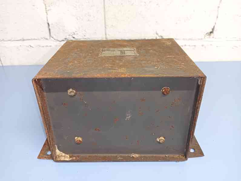 Oddělovací galvanický transformátor 220V 24V 250VA - foto 3