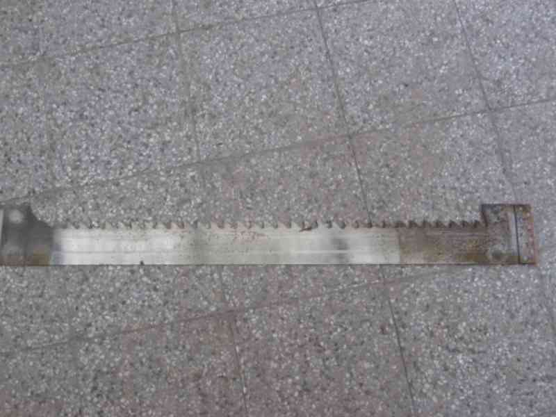 starší pila do stroje - foto 2